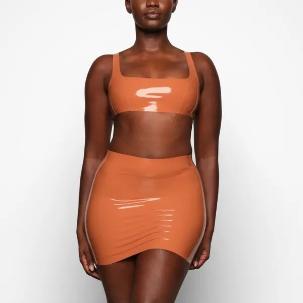 Skims bronze latex skirt